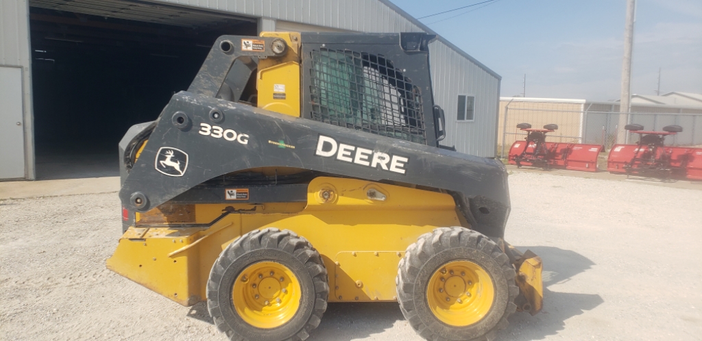 2019 DEERE 330G Compact Track Loader