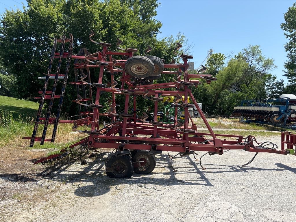 1998 Case IH 4800 Tillage Field Cultivator