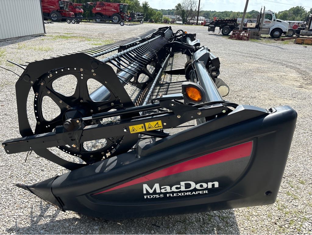 2016 MacDon FD75-40 Header Draper