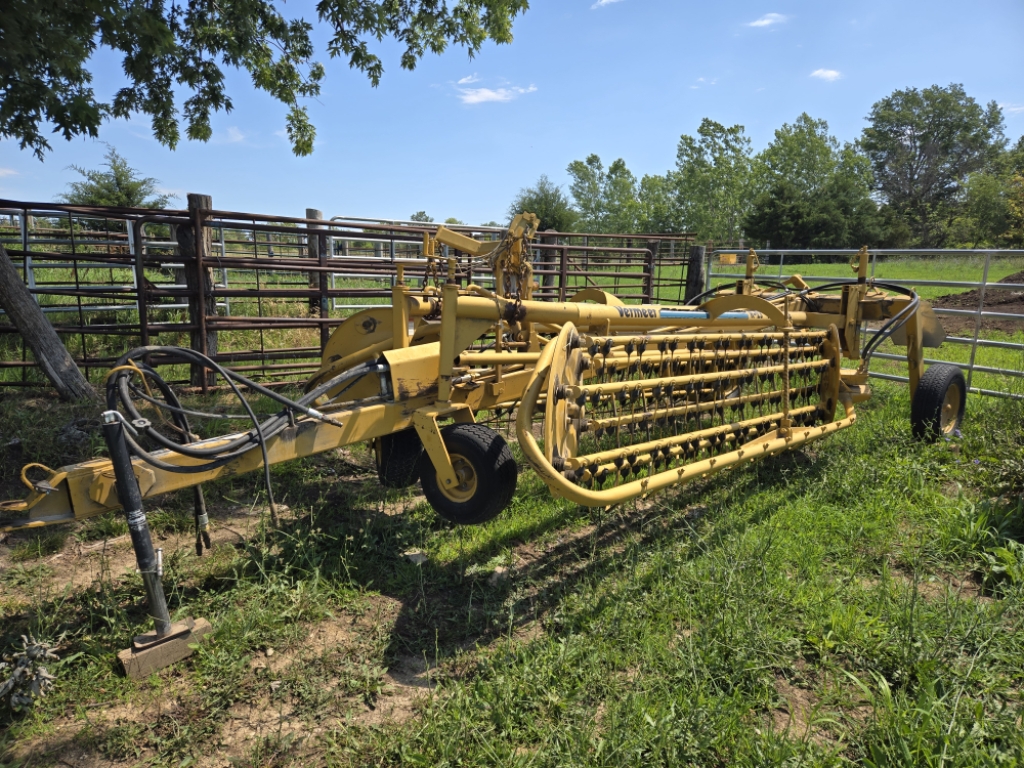 0000 VER R-23 Hay Rake