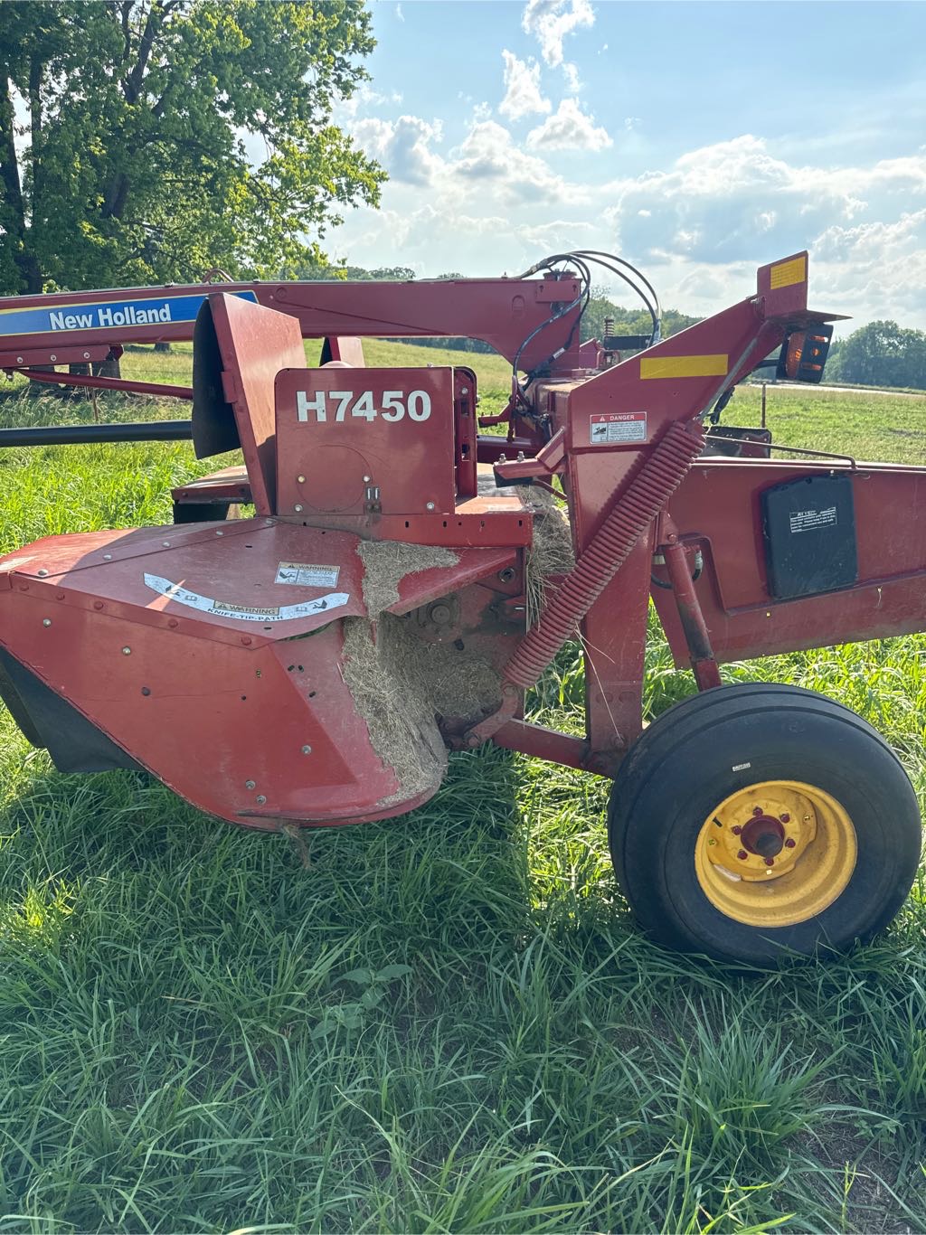 2014 New Holland H7450 Disc Mower Conditioner