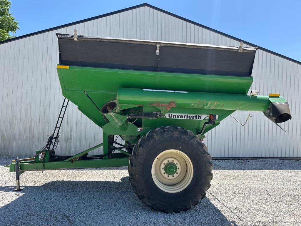 0000 Unverferth 6225 Grain Cart