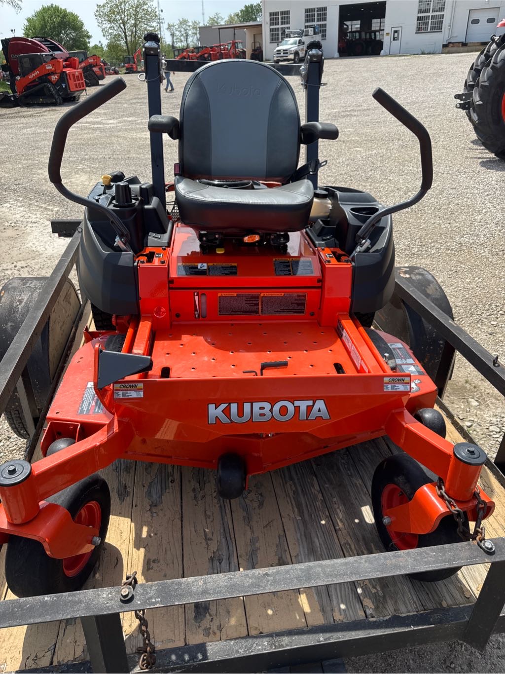 2019 Kubota Z411KW-48 Lawn Mower