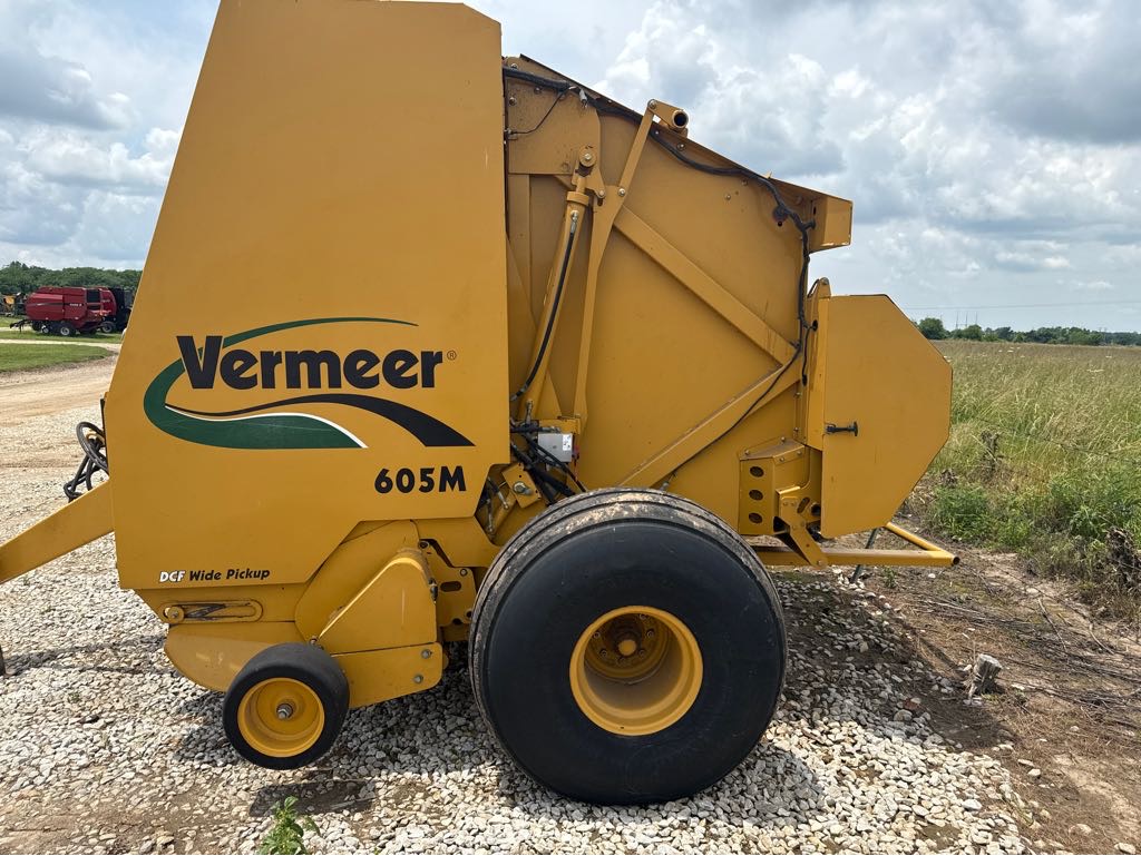 2012 Vermeer 605M Baler