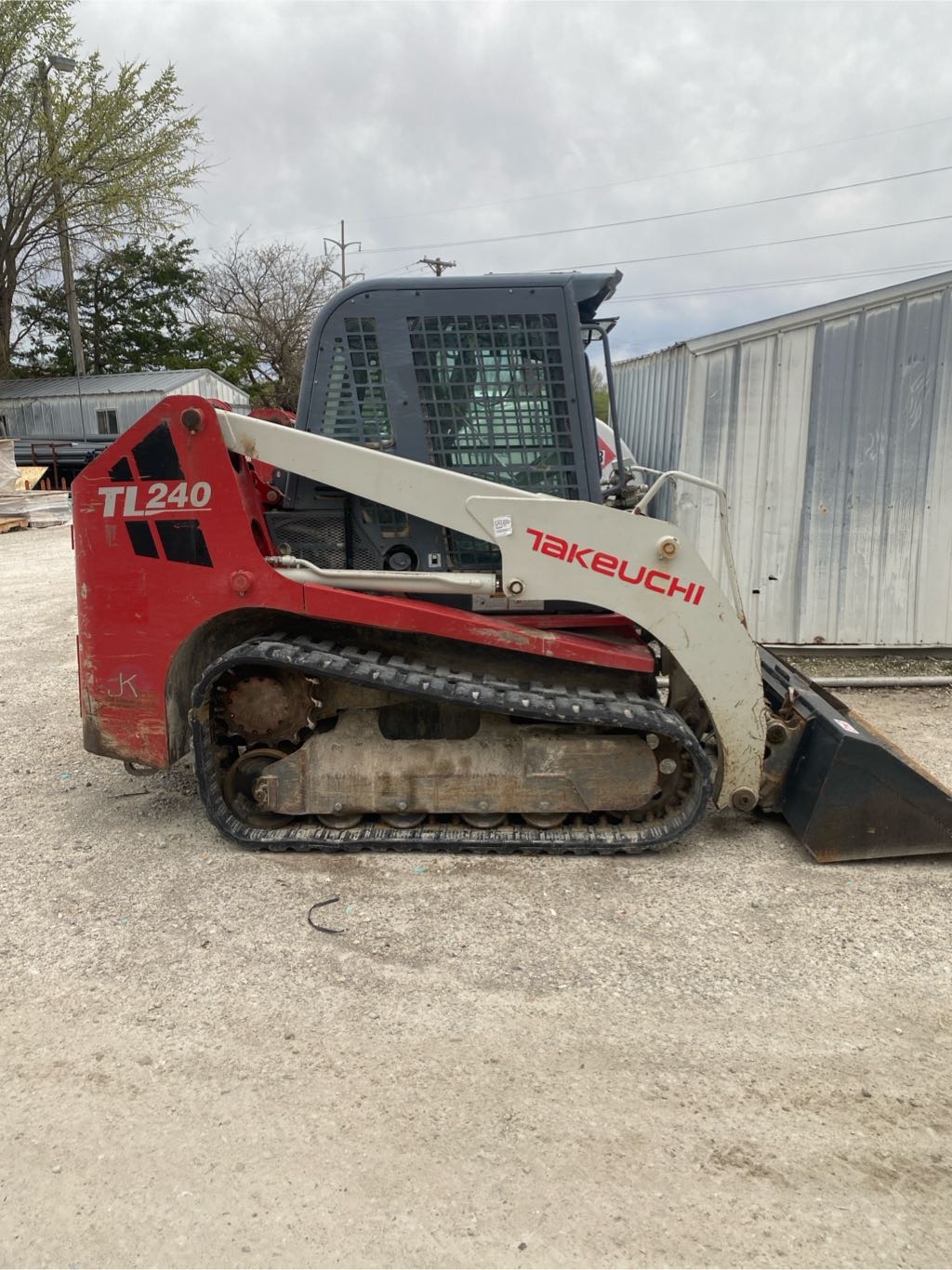 2011 TAKEUCHI TL240 Compact Track Loader