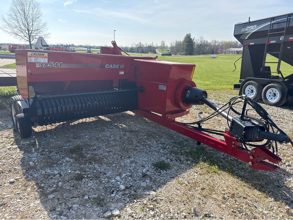 2021 CIH SB541 Hay Baler Square