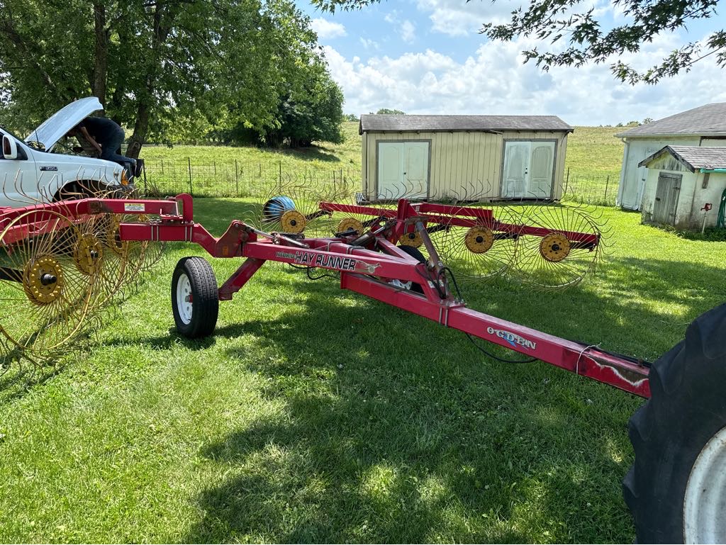 2010 OGD HAY RUNNER Rake