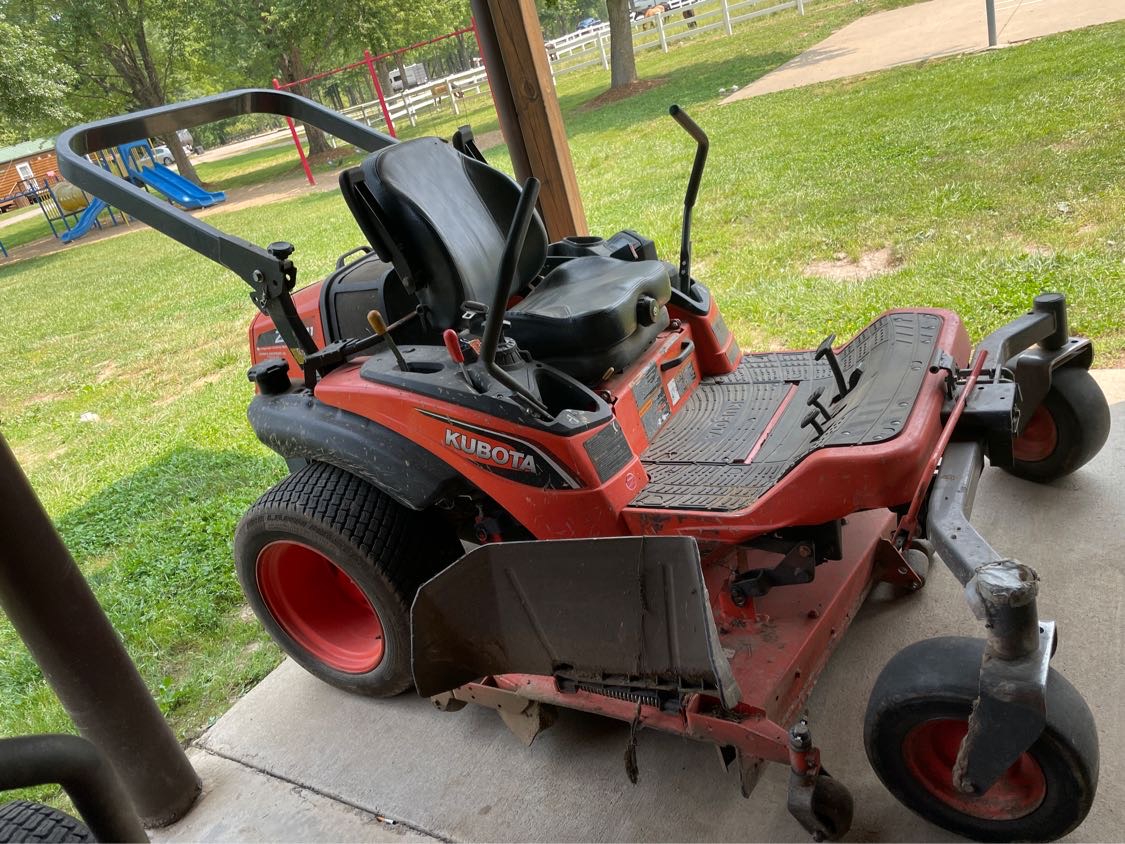 2016 Kubota ZD1211L-72 Lawn Mower