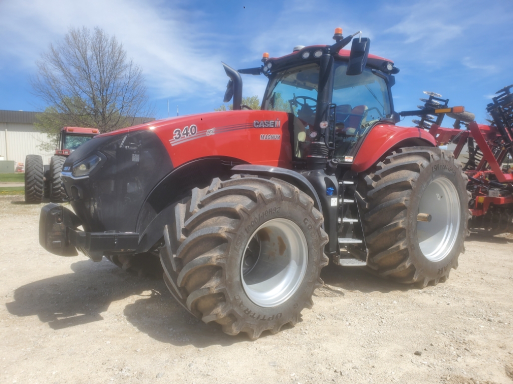 2021 CIH MAGNUM 340 TRACTOR