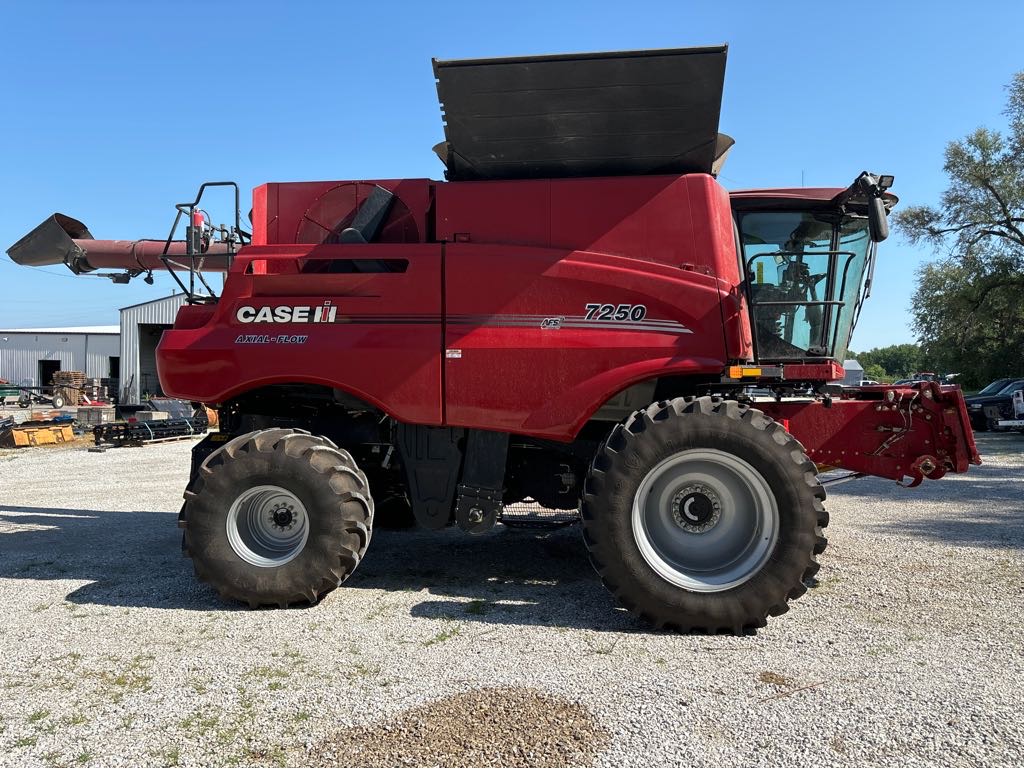 2020 Case IH 7250 Combine