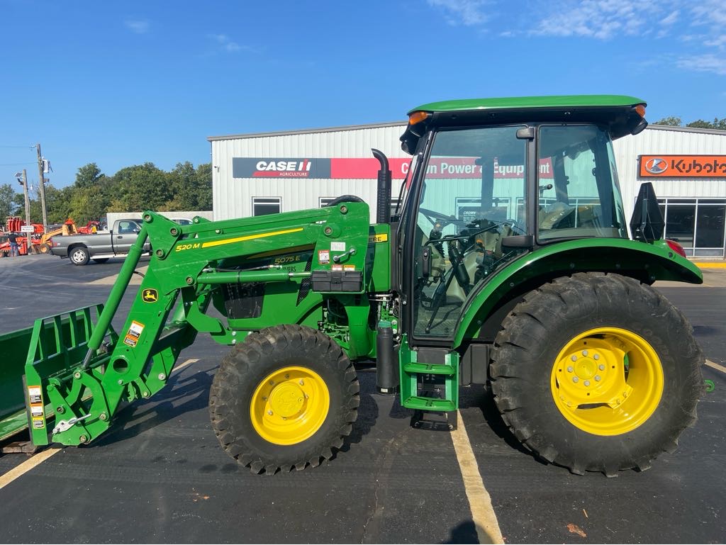 0000 John Deere 5075E Tractor Utility